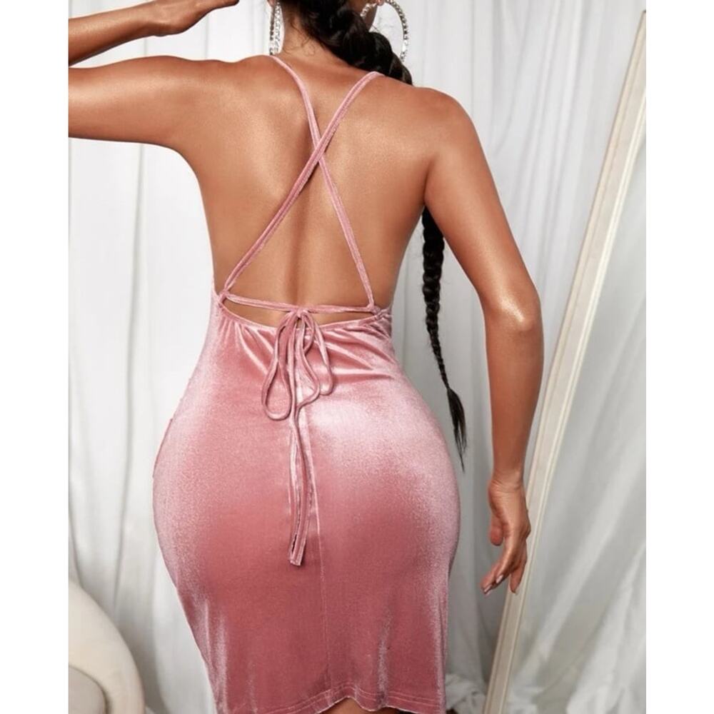 Dress - Picture 3 of 4